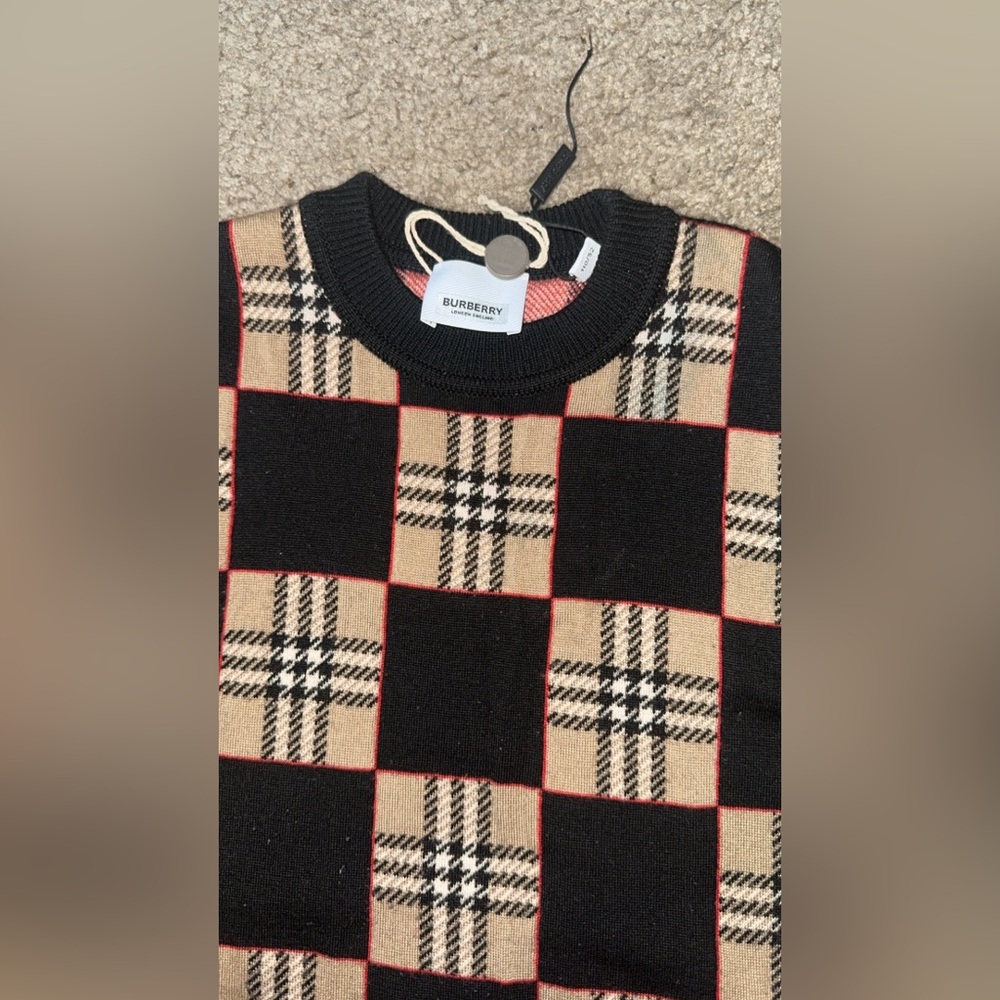 COPY - Burberry Nova Check sweater